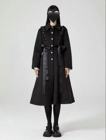 레이스업 리본 블랙 롱 코트