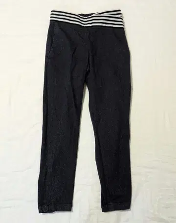 보더스 앳 발코니 데님 테이퍼드 팬츠 36