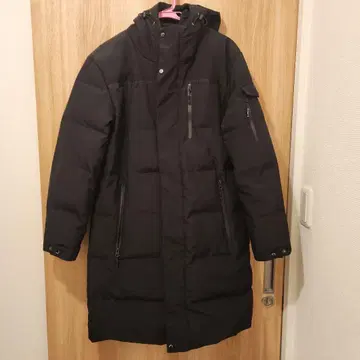 후드 부착 롱 다운 자켓 블랙