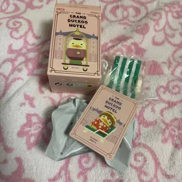 POP MART THE GRAND DUCKOO HOTEL 피규어 3개