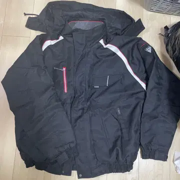 XEREC 후드 부착 블랙 자켓 시벡 4L 작업복 방한