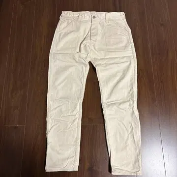 에비수 화이트 팬츠 34 x 35 구제 의류