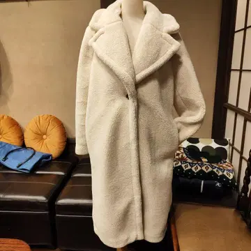 BANANA REPUBLIC 화이트 테디베어 롱 코트