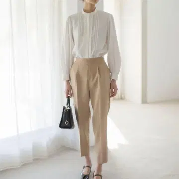 쿠미쿄쿠 오샤크로스 테이퍼드 팬츠 베이지 XS 사이즈