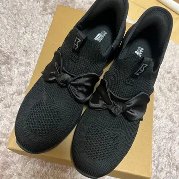 스케쳐스 슬립인 인힐 블랙 통굽 슬립온 26cm