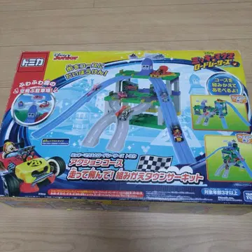 미키 & 도날드와 함께하는 미키마우스와 로드 레이서즈