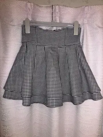 미셸 마카롱 하운드투스 체크 패턴 스커트