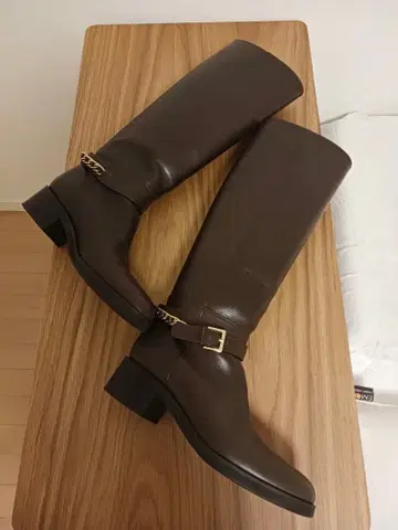 다이애나 체인 롱 부츠 23.5cm