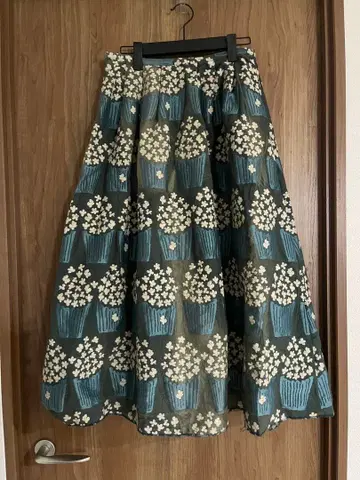 peupre 푸프레 팝콘 자카드 스커트