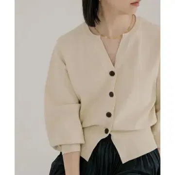 어반 리서치 숏 기장 가디건 베이지