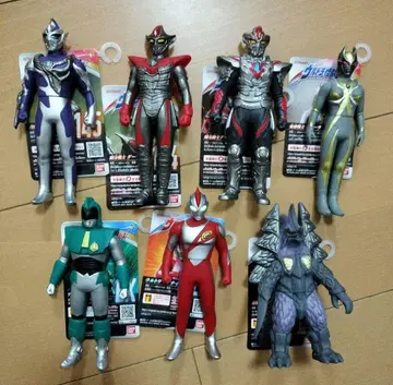 울트라맨 소프트 비닐 피규어 7체 세트