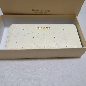 폴앤조 아이보리 장지갑 (박스 없음)