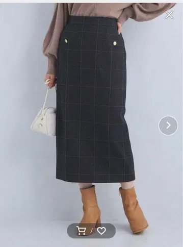 택 포함 새상품 그린 라벨 릴랙싱 패치 포켓 I라인 타이트 스커트