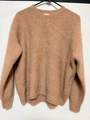 C.T. plage 베이지 긴팔 스웨터