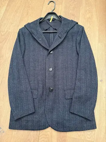 엠포리오 아르마니 후드 부착 노카라 자켓