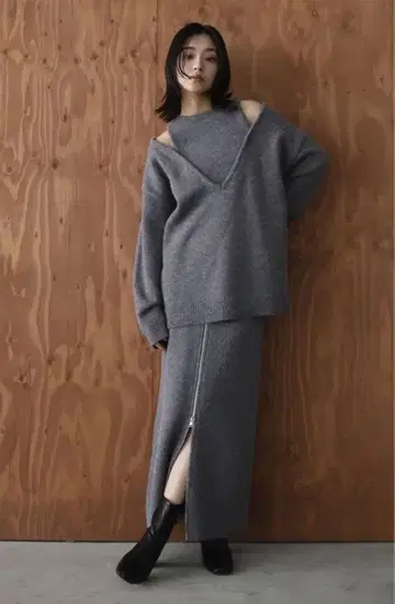 MANELA 새상품 프론트 지퍼 2way 니트 스커트 그레이