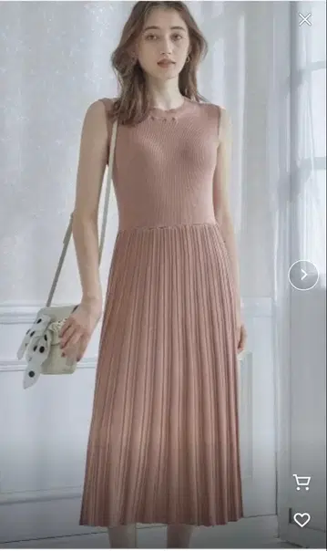 택 포함 새상품! 정가 11,000엔 니트 원피스