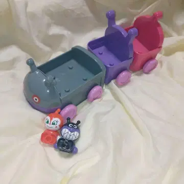 호빵맨 다다단단 기차 완구 최종 가격입니다.