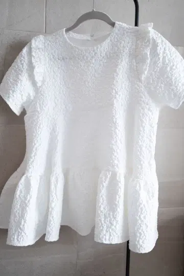 핏모어 블라우스