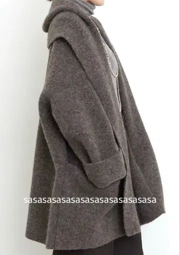 L'Appartement 로렌 마누지안 코트