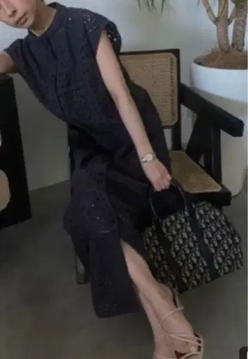 아메리빈티지 레이스 원피스 그레이 슬리브리스