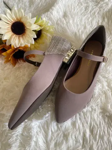 그레이 스틸레토 앵클 스트랩 펌프스