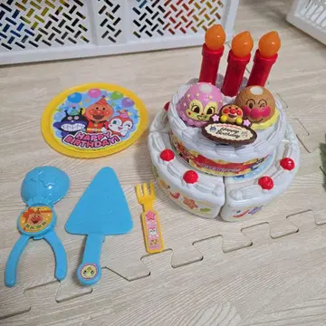 새상품급 호빵맨 벌스데이 케이크 세트