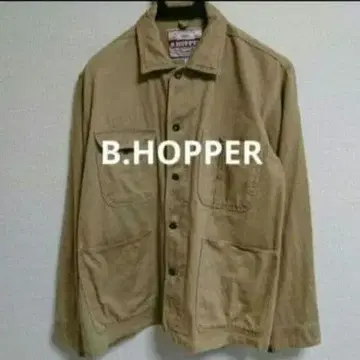 B.HOPPER 베이지 버튼 부착 자켓