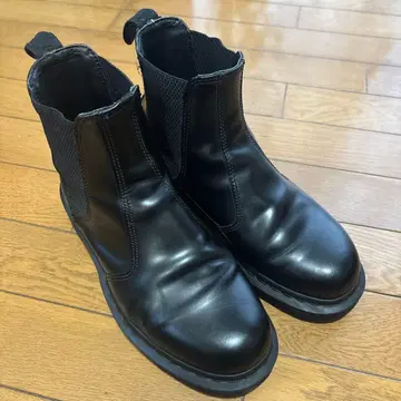 닥터마틴 첼시 부츠 사이드 고어 부츠 올 블랙