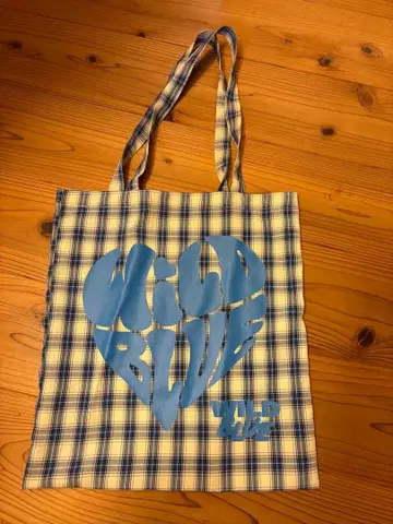 체크 무늬 토트백 WILD BLUE