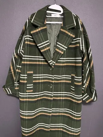 AZUL 체크 무늬 롱 코트 M 사이즈