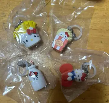 헬로키티 캡슐 토이 5개 세트 아메리칸 메지루시 액세서리