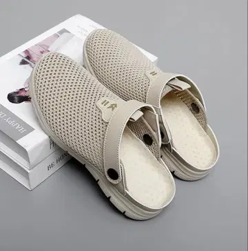 메쉬 디자인 슬립온 샌들 베이지