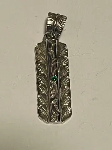 실버 나뭇잎 무늬 목걸이 펜던트