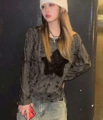 XU 스타 데미지 프린트 긴팔 T셔츠