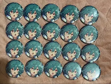 앙스타 컬렉션 캔뱃지 August 라이카