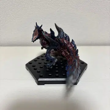 몬스터 헌터 디노발드 피규어