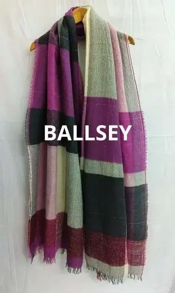 BALLSEY 볼지 대형 패널 체크 스톨