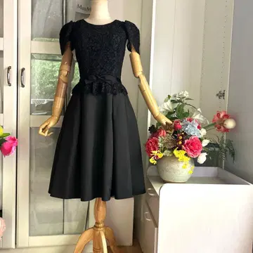 정가 13만 정도 새상품급 르네 투피스풍 포멀 플레어 원피스 드레스