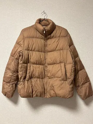 UNIQLO 브라운 다운 자켓 M 사이즈