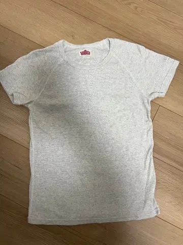 할리우드 런치마켓 T셔츠