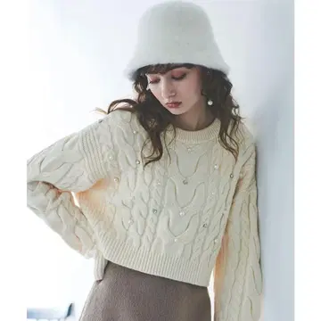 펄 장식 케이블 니트