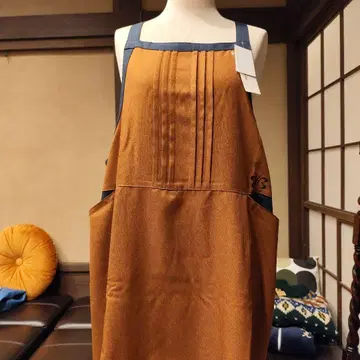 모리하나에 브라운 에이프런 스타일 살로펫