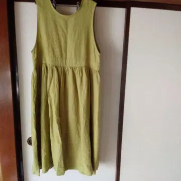 사만사 모스모스 슬로우 린넨 슬리브리스 원피스 앞뒤 착용