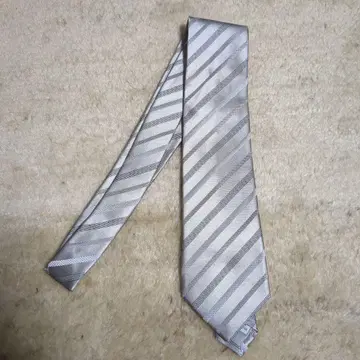 웨딩용 실버 스트라이프 넥타이