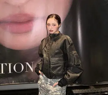 laguagem seira 콜라보 페이크 가죽 자켓 블랙