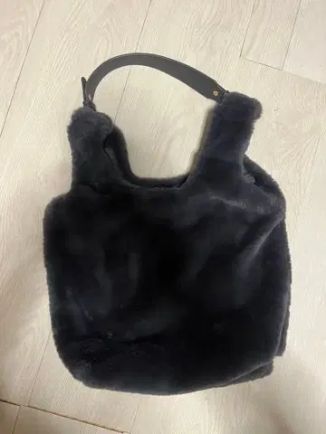 새상품 ] 캐틀세존 퍼 백