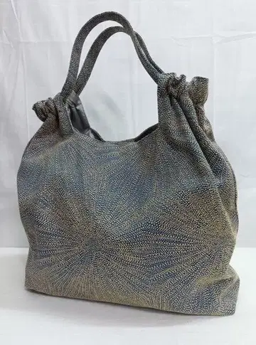 charm 셔링 백 L 댄들라이언