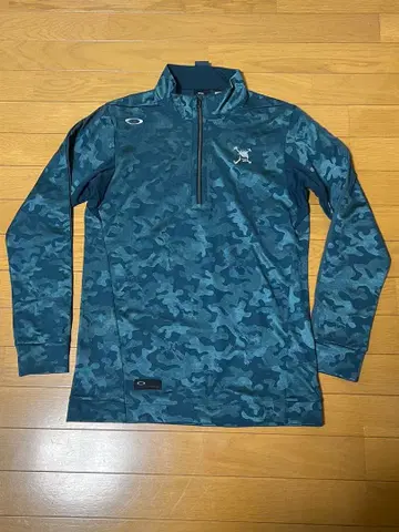 Oakley 카모 패턴 하프 지퍼 셔츠