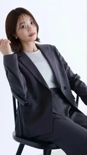 파우더리 트윌 셋업 시리즈 더블 테일러드 자켓 & 와이드 팬츠